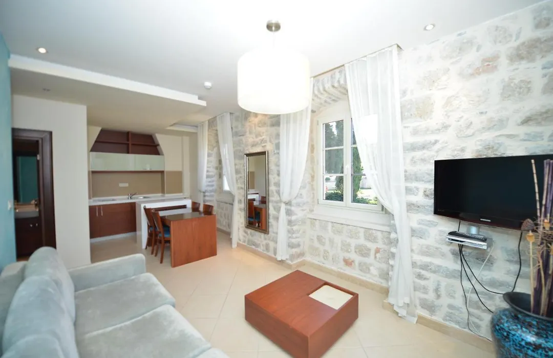 Vila Nikcevic-1
