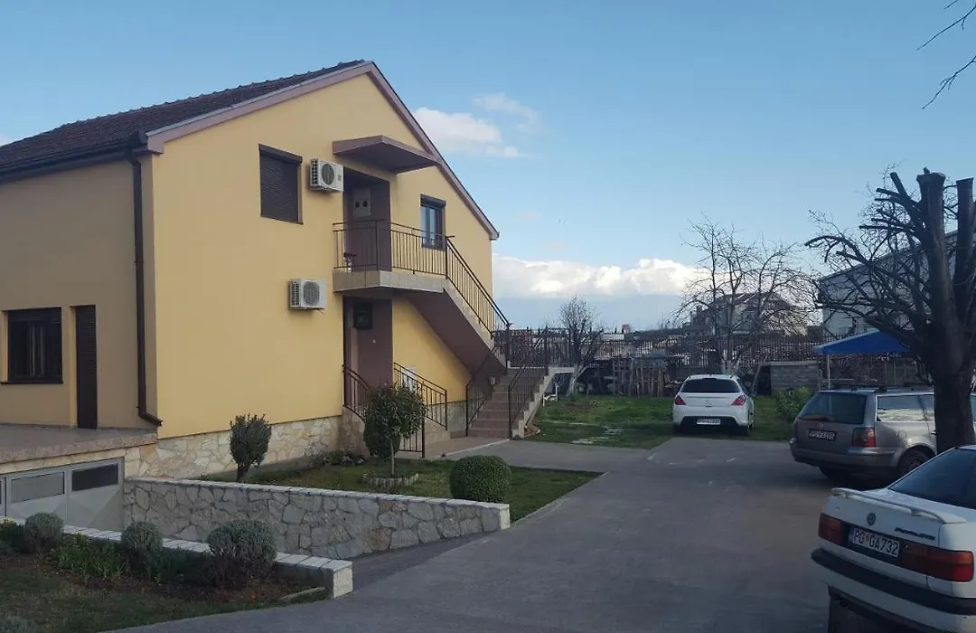Hostel Vera - Airport Podgorica-1