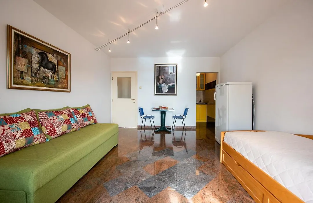 Apartments Kruna-1