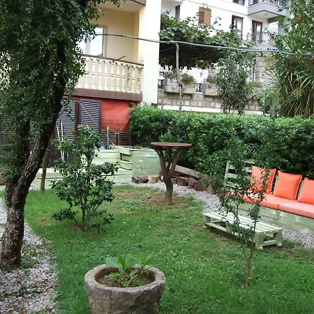 Casa Sergio Budva Rooms & Apartments-2