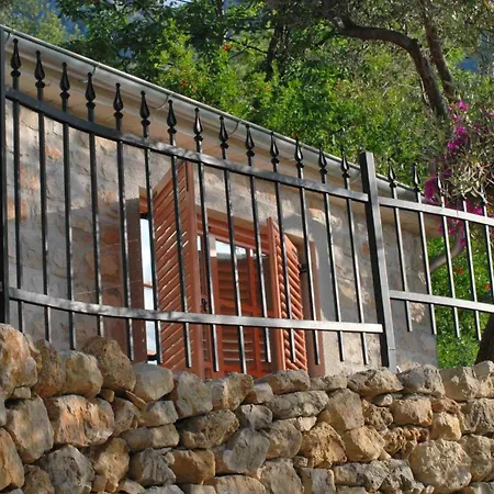 Boutique Hotel Malo Selo-3