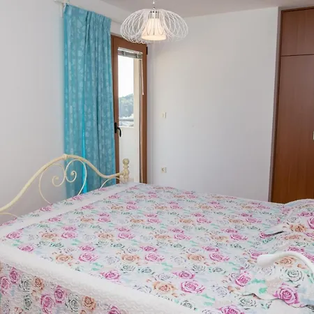Apartment Elena Petrovac-3