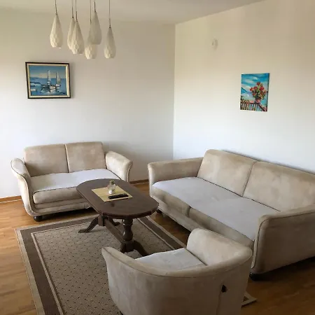 Square Apartment Podgorica-2