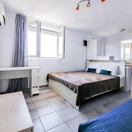 Apartments Siesta-3