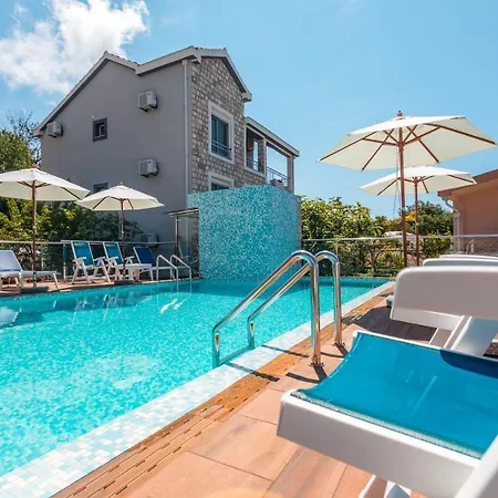 Apartments Horizont-3