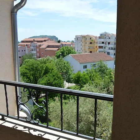 Vila Maslina Guesthouse-2