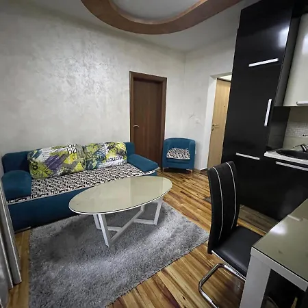 Apartment Zevs 1-2