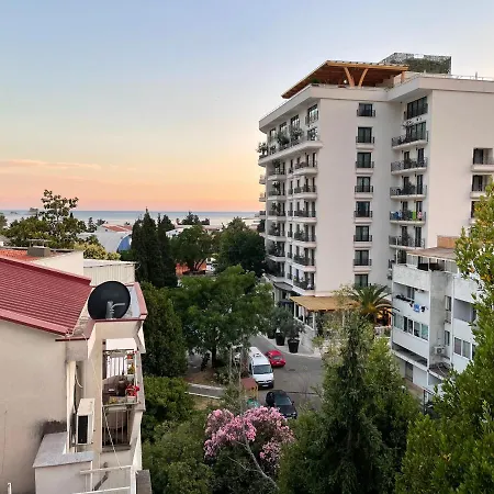 Apartment Zevs 1-3