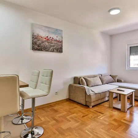 Lux Apartments Iva-2