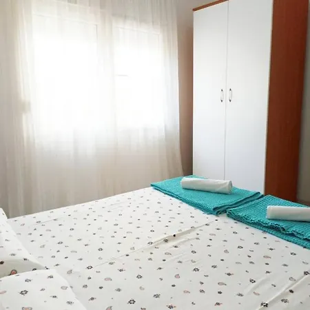 Mediteraneo Apartments-3