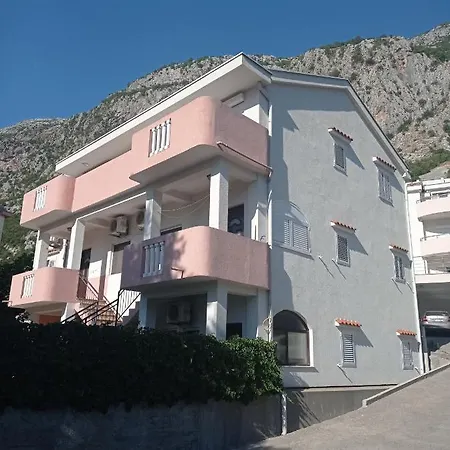Apartments Dakovic M-2