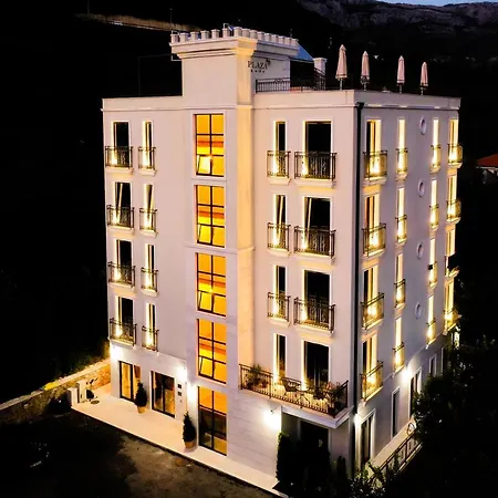 Hotel Plaza Lucice-2
