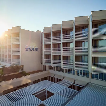 Carine Hotel Delfin-2