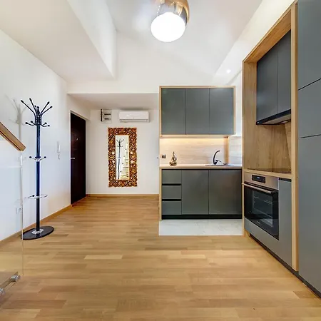 Kings Apartments-3