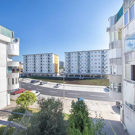 Kings Apartments-2