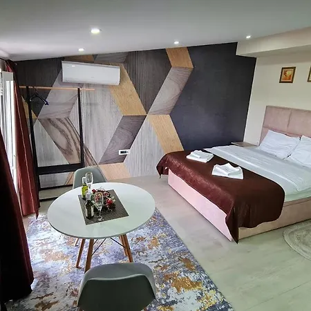 Studio Apartments Bulevar-2