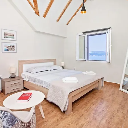 Apartments Isja-3