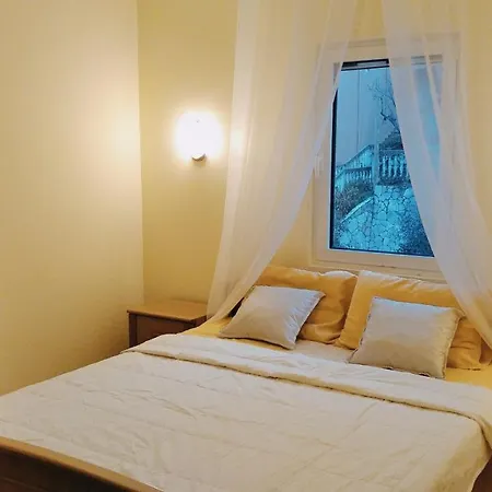 Petrovac Holiday Apartments 2-3