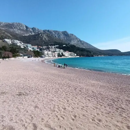 Sveti Stefan- Apartment Dora-3