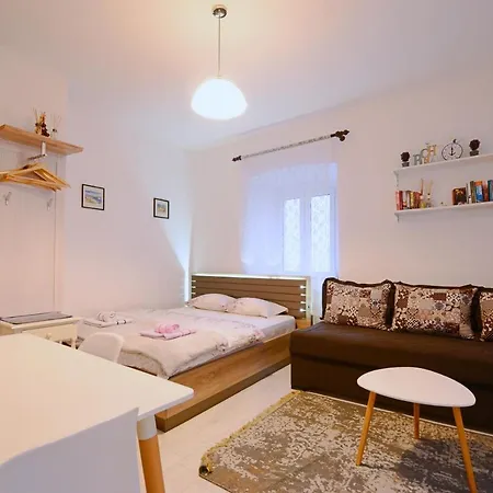 Old Town Experience - Studio Apartment-2