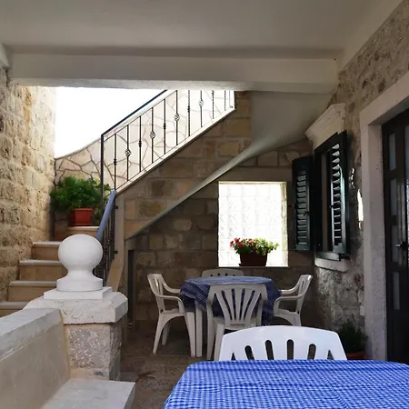 Lanterna Apartments-2
