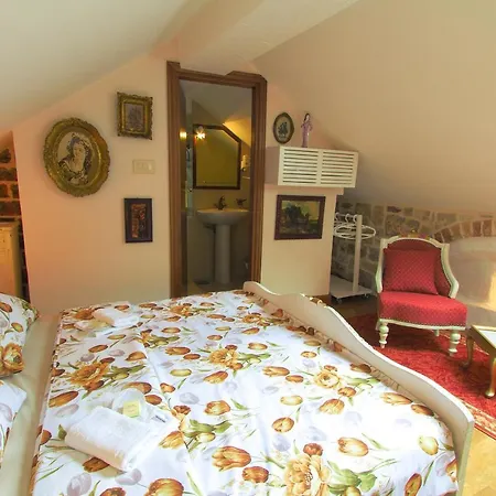 Palazzo Drusko Deluxe Rooms-2