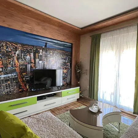 Apartment Zevs 2-2