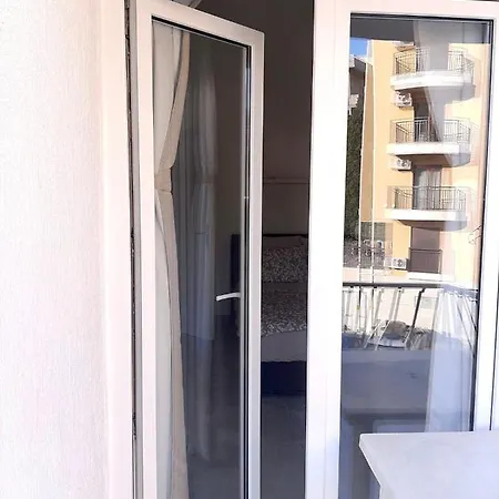 Apartment White-3