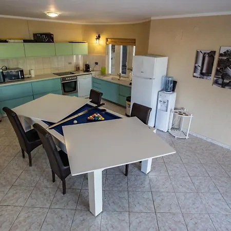 Ana Apartment-2
