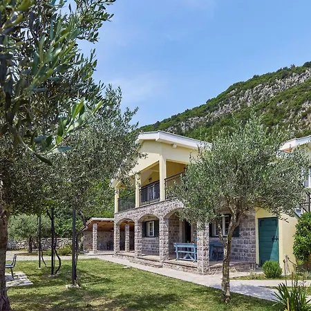 Villa Forest&Blue-2
