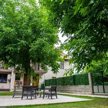 Guest House Alte-3