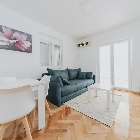 Guest House Lalic-2