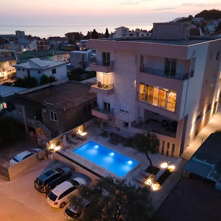 N&N Lux Guest House-2