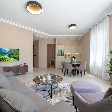 C Group Apartments-3