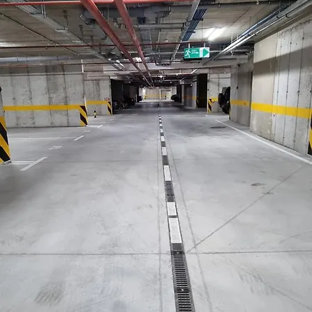 Fantastic New Centre Apartment-3