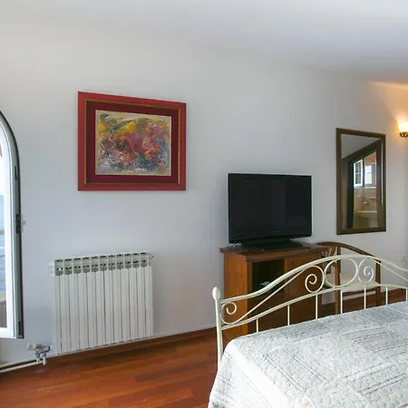 Royal Holiday Apartments Sveti Stefan-3