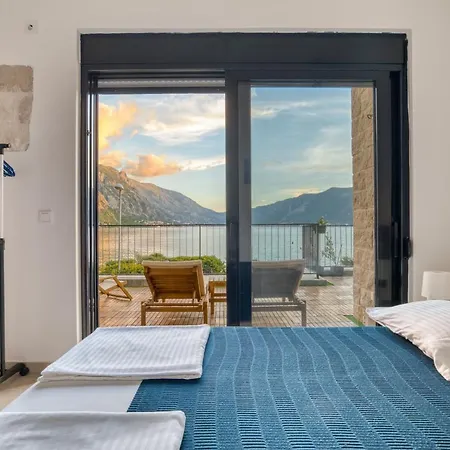 Beachfront Villa Nautica-2