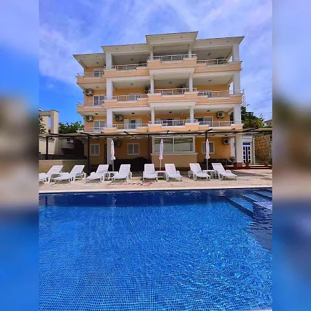 Queen Kodre Apartments-3