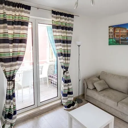 Irena Downtown Apartment-2