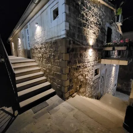 Mara Apartments-3