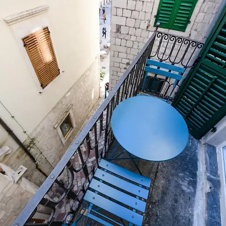 Apartmani Art Karampana-2