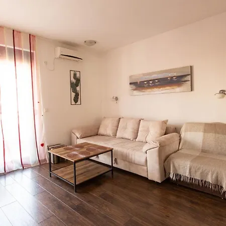 Apartment Lora-2
