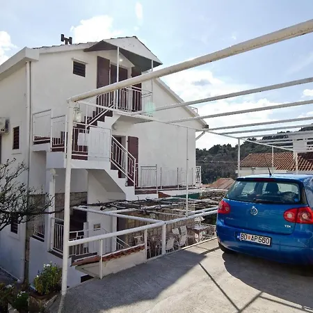Apartments Luka-2