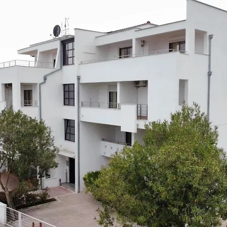 Gjeka House-2
