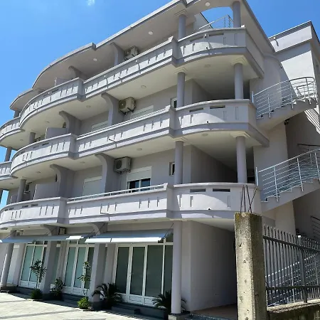 Apartments Flamida-2