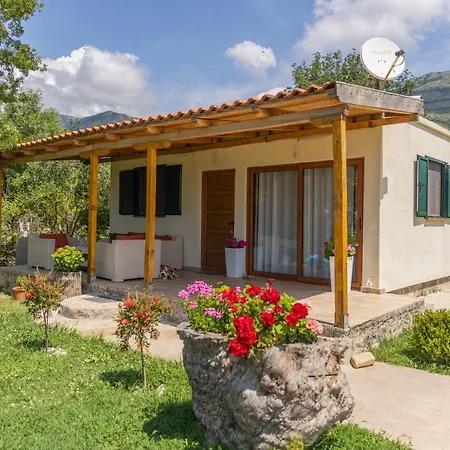 Holiday Home Sea-3