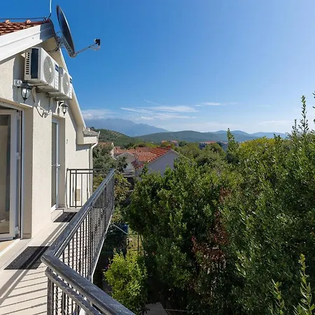 Apartments Lustica-3