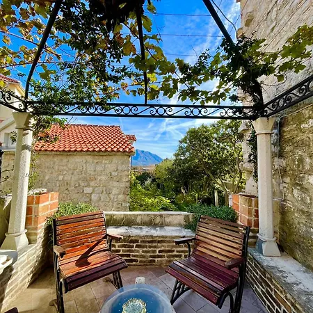 Hidden Garden Stone House Private Romantic Retreat In Budva Old Town-2