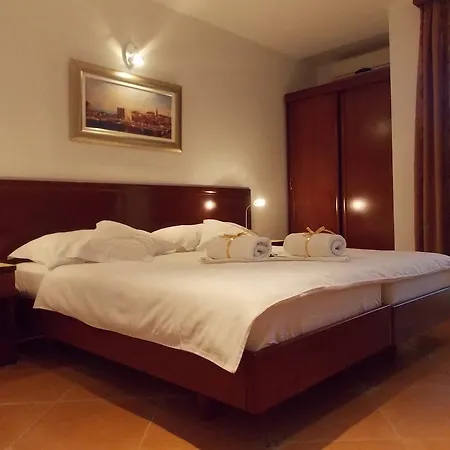The Franeta Apartments Lux-3