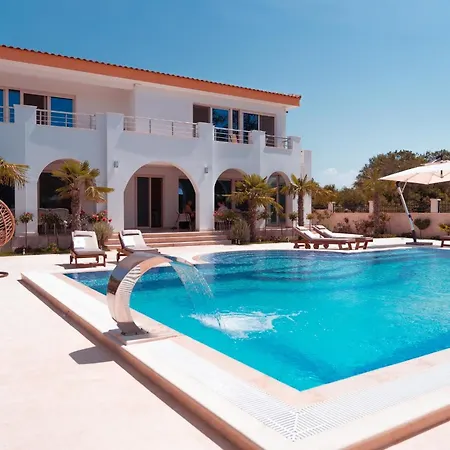 Villa 100 Palme-2